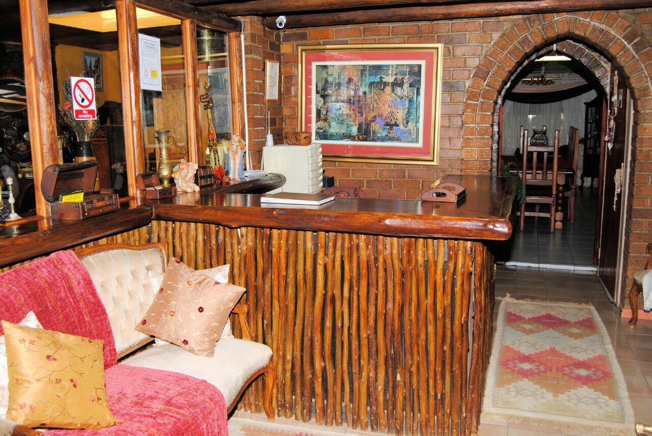 Castle Lodge Boksburg Esterno foto